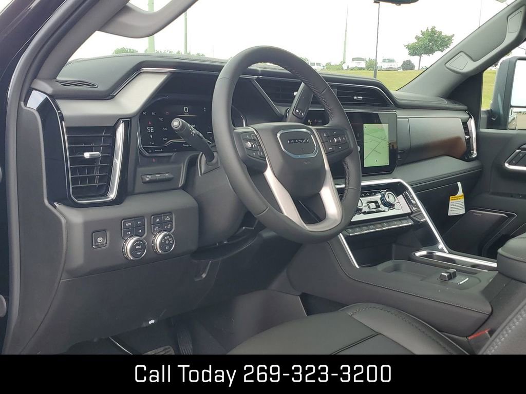New 2025 GMC Sierra 2500 Denali w/ Denali Reserve Package image 11