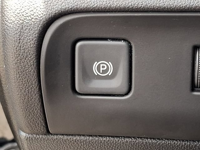 Used 2023 Buick Enclave Essence AWD/4WD image 27
