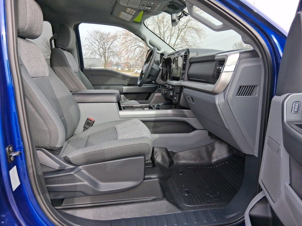 New 2026 Ford F350 XLT w/ XLT Premium Package image 25