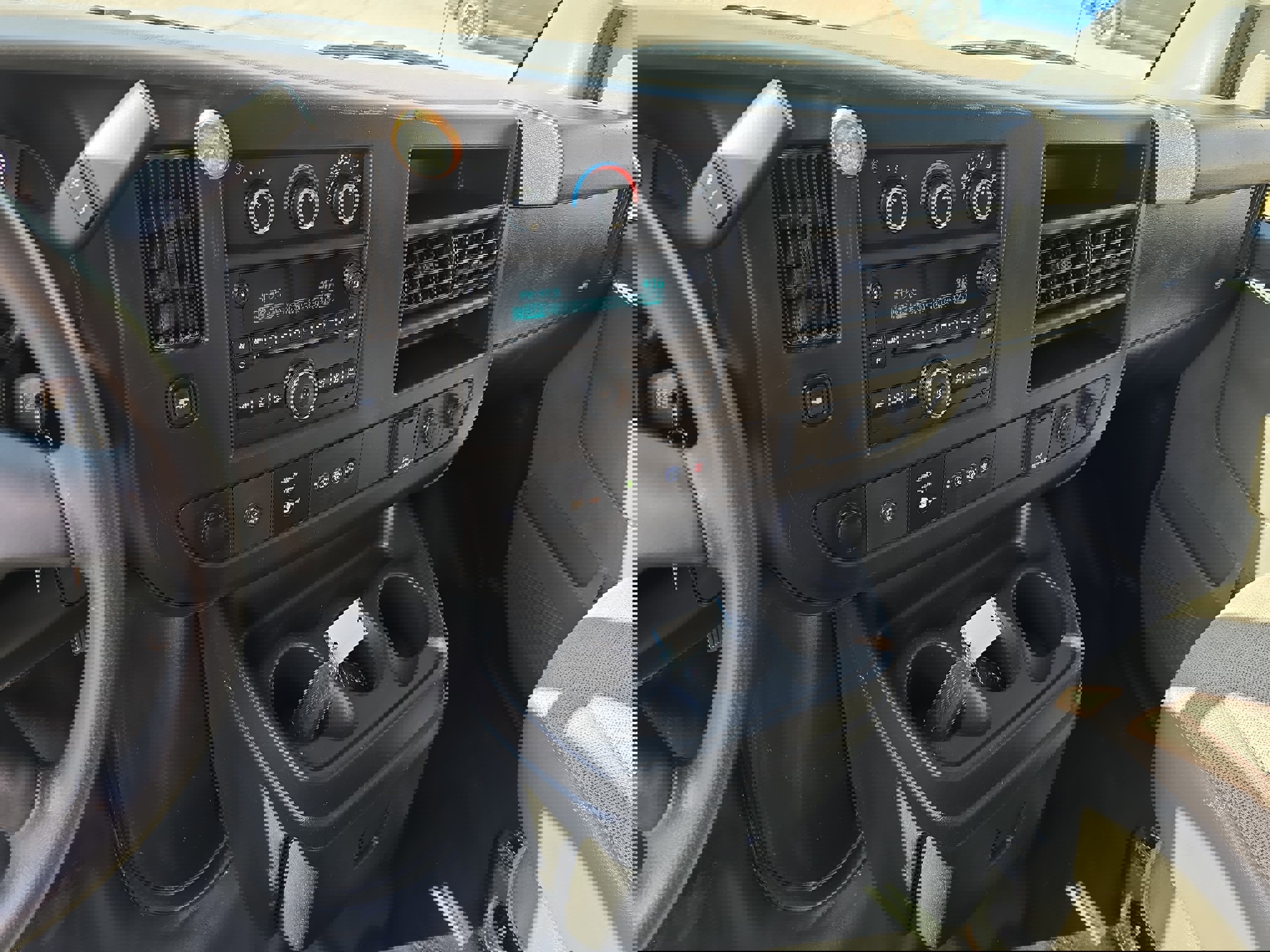 Used 2018 Chevrolet Express 3500 w/ Power Convenience Package image 25