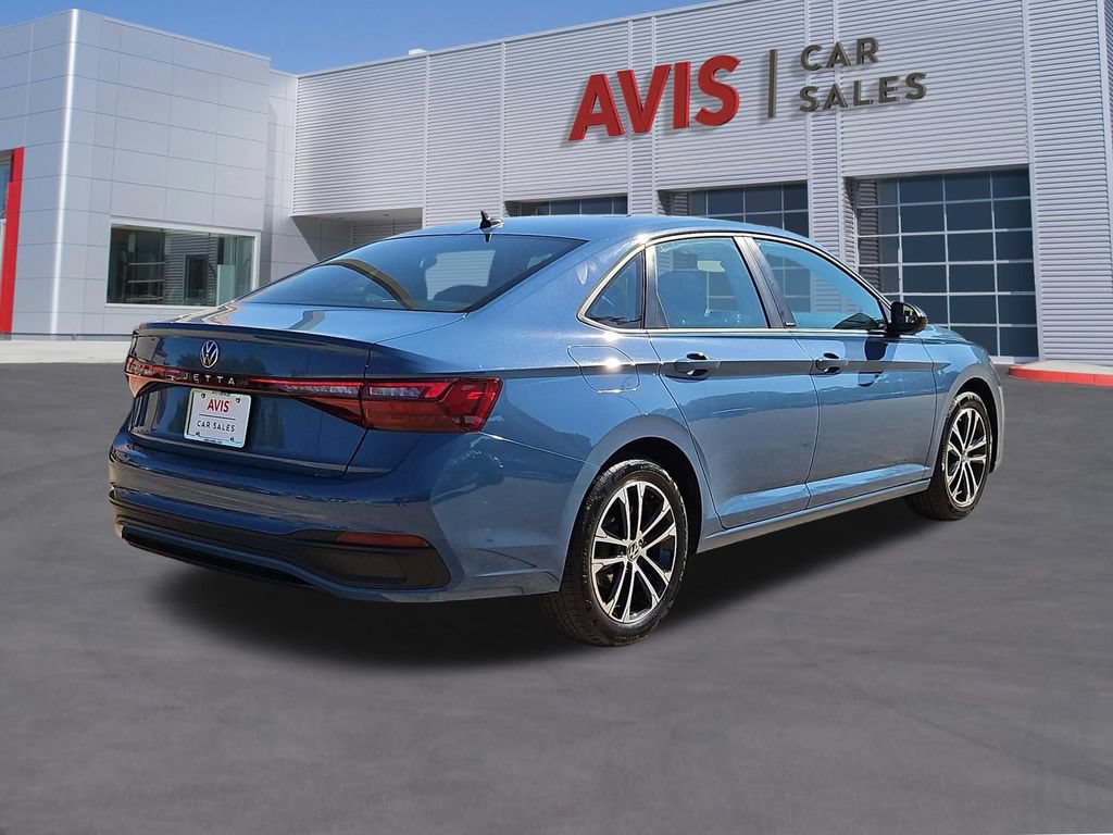 Used 2025 Volkswagen Jetta Sport FWD image 6