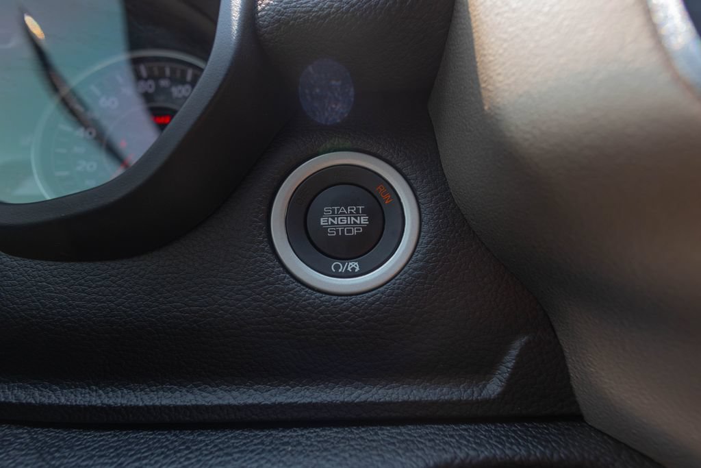 Used 2019 RAM 1500 Laramie AWD/4WD image 29
