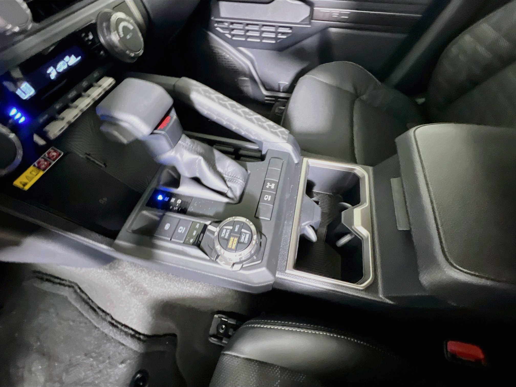 New 2026 Toyota 4Runner TRD Off-Road Premium AWD/4WD image 25