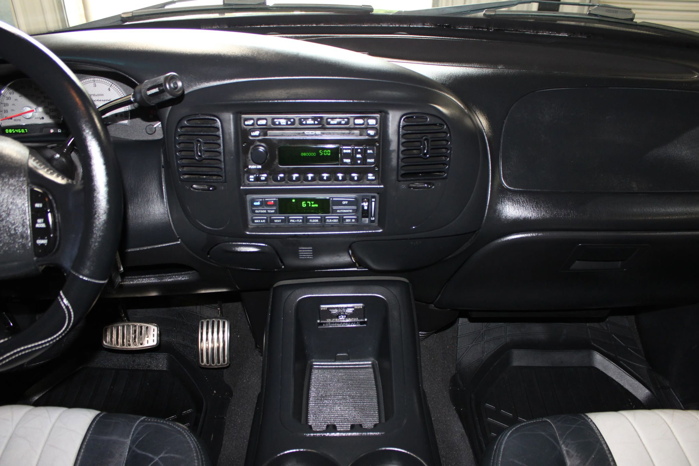 Used 2003 Ford F150 Harley-Davidson RWD image 14