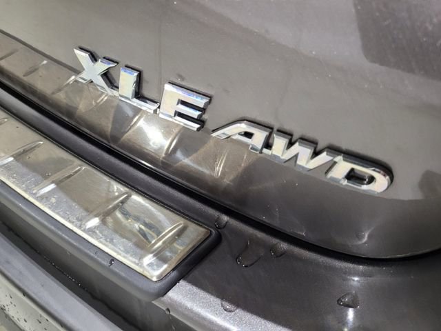 Used 2016 Toyota Highlander XLE image 62