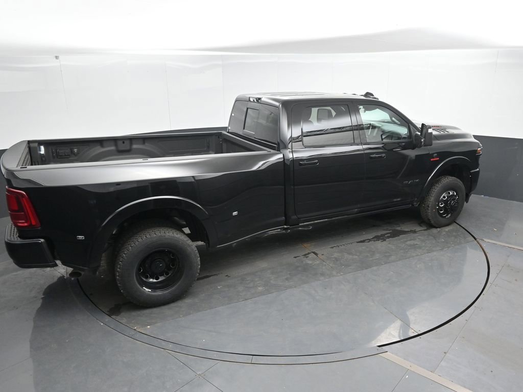 New 2026 RAM 3500 Limited AWD/4WD image 31