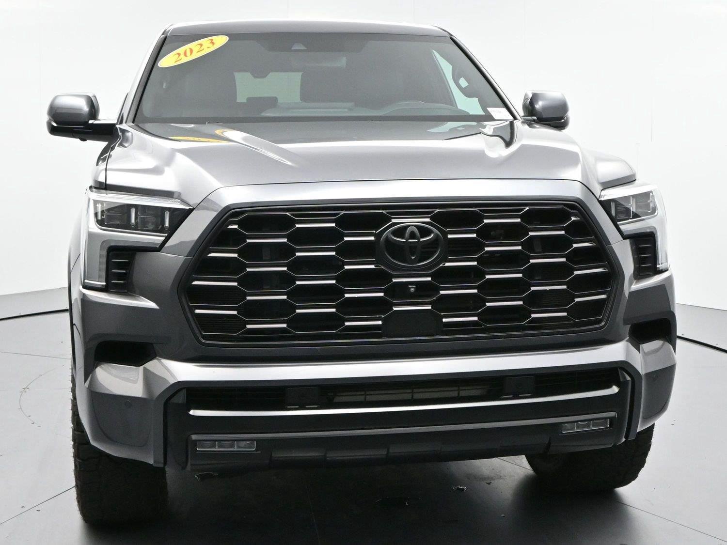Used 2023 Toyota Sequoia Platinum AWD/4WD image 2