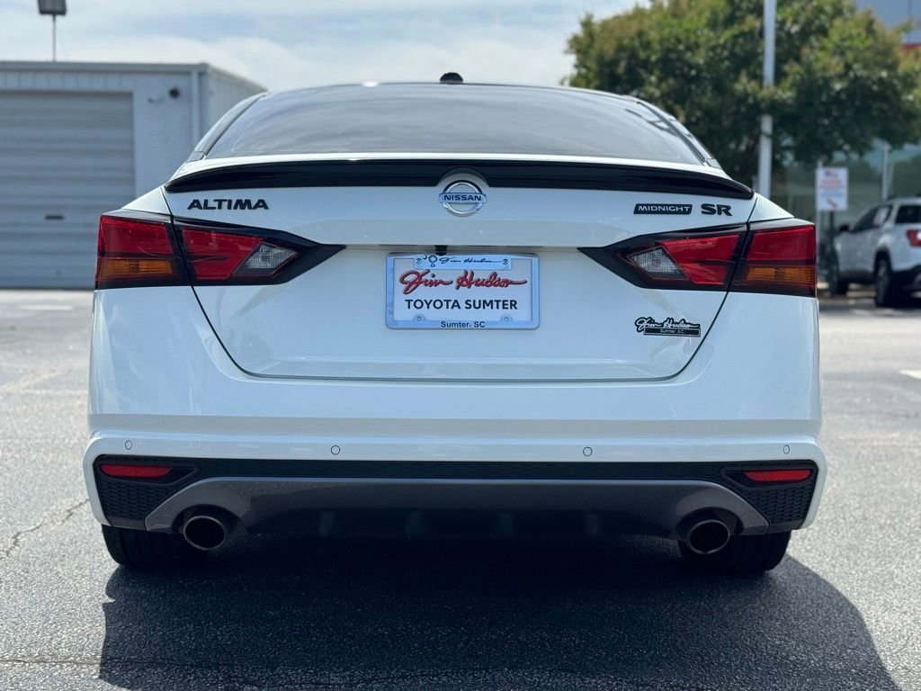 Used 2022 Nissan Altima 2.5 SR w/ Midnight Edition Package FWD image 9