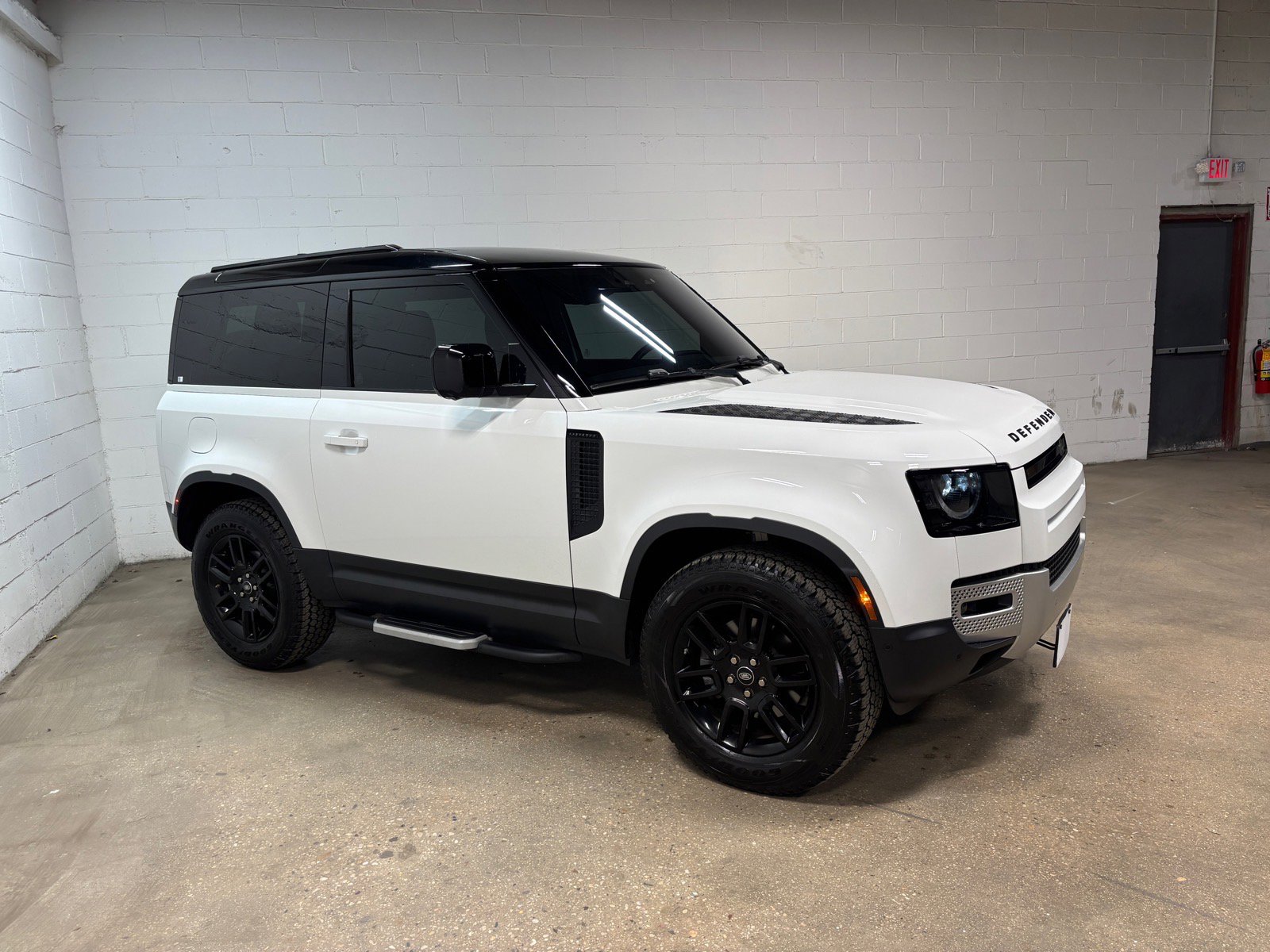 Used 2021 Land Rover Defender 90 S AWD/4WD image 5