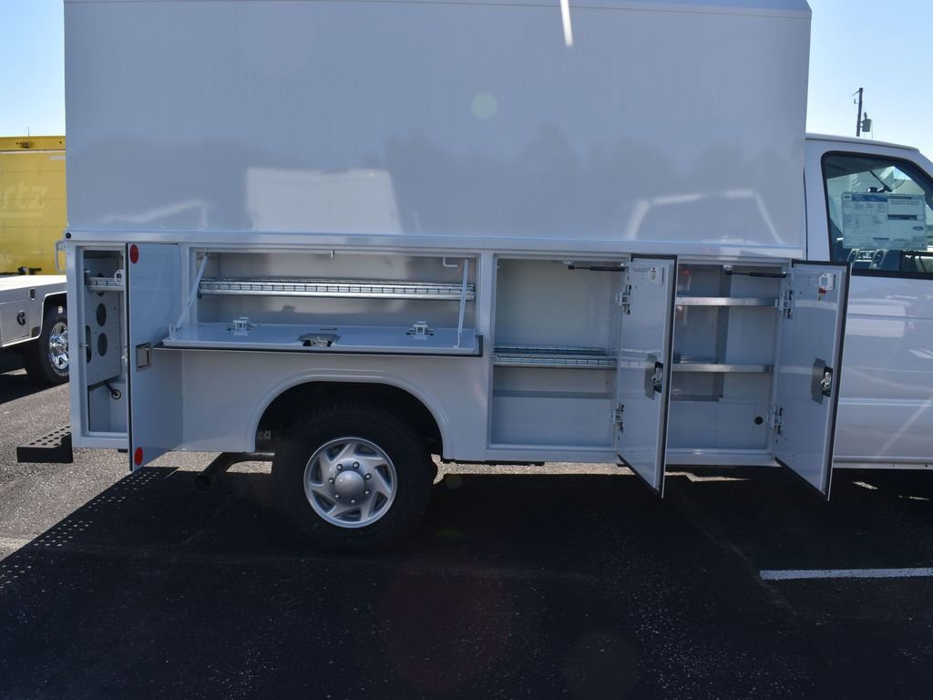 New 2025 Ford E-350 and Econoline 350 Super Duty w/ Power Equipment Group image 16