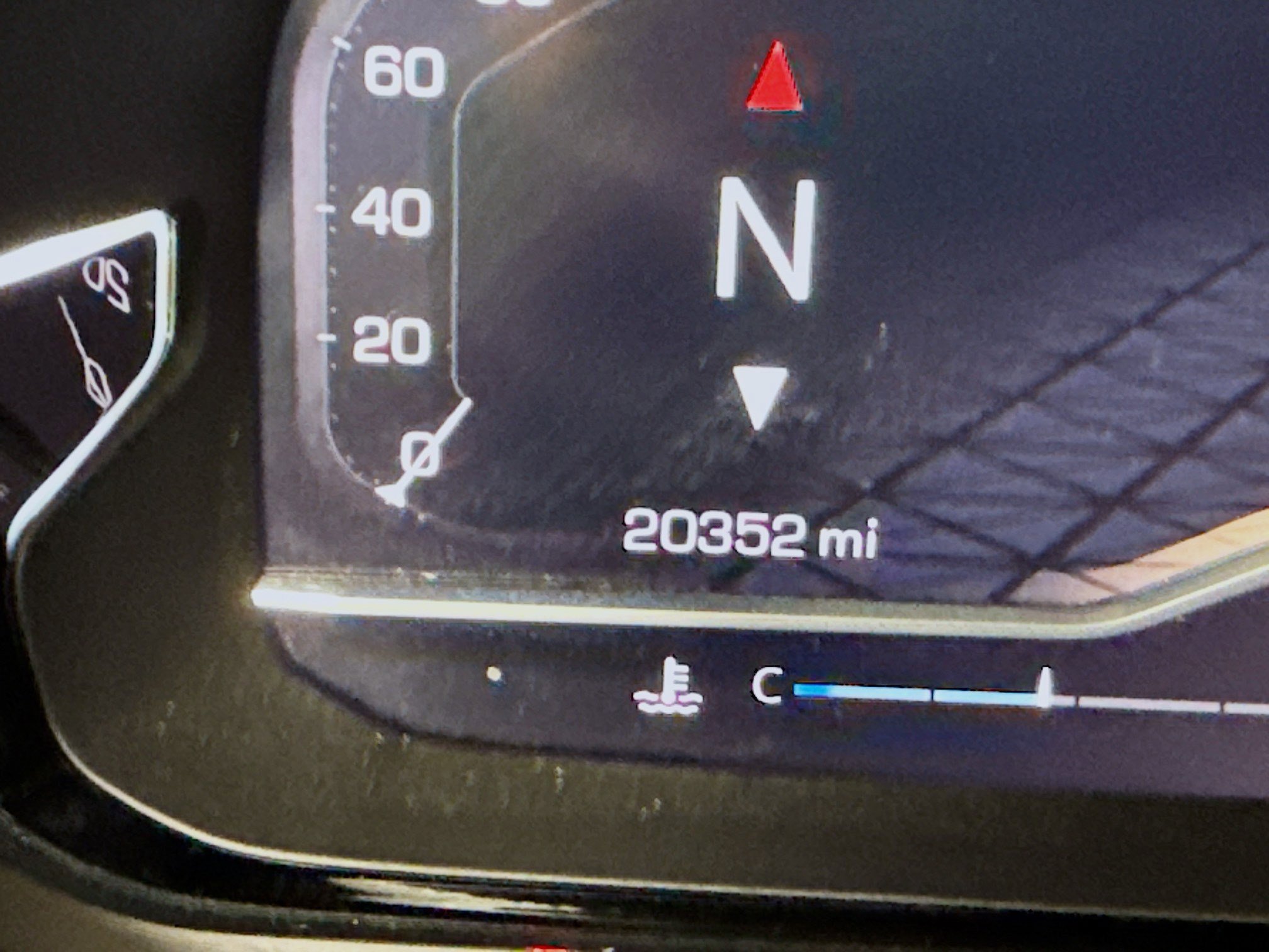 Used 2023 GMC Yukon Denali w/ Denali Reserve Package image 16