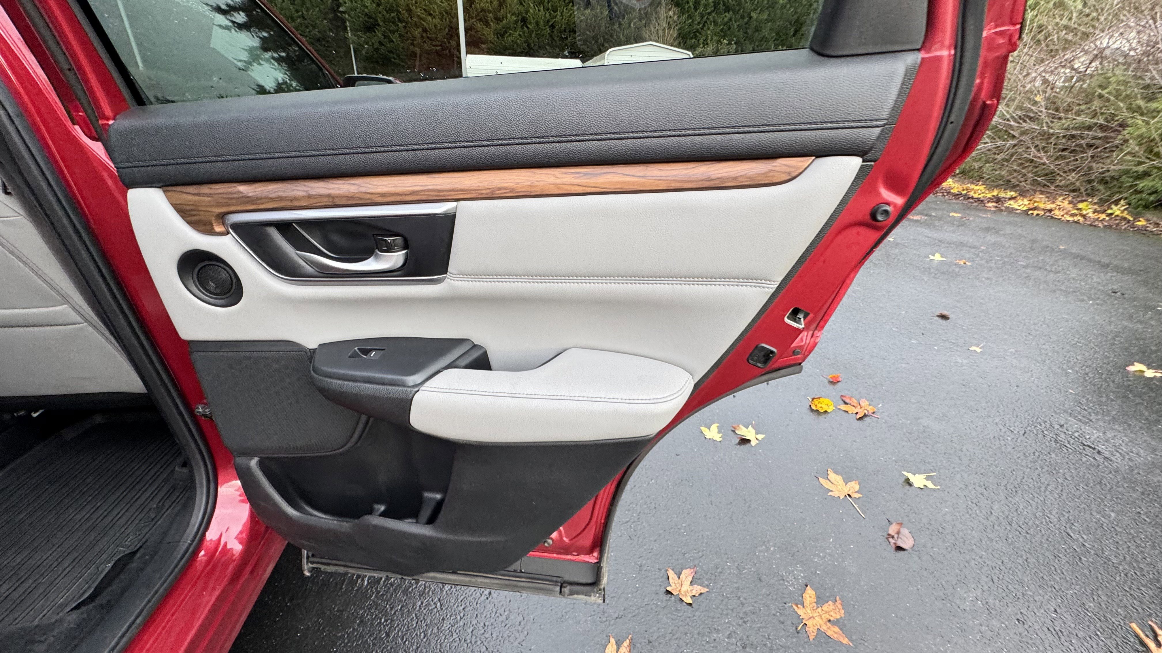 Used 2021 Honda CR-V EX-L image 11