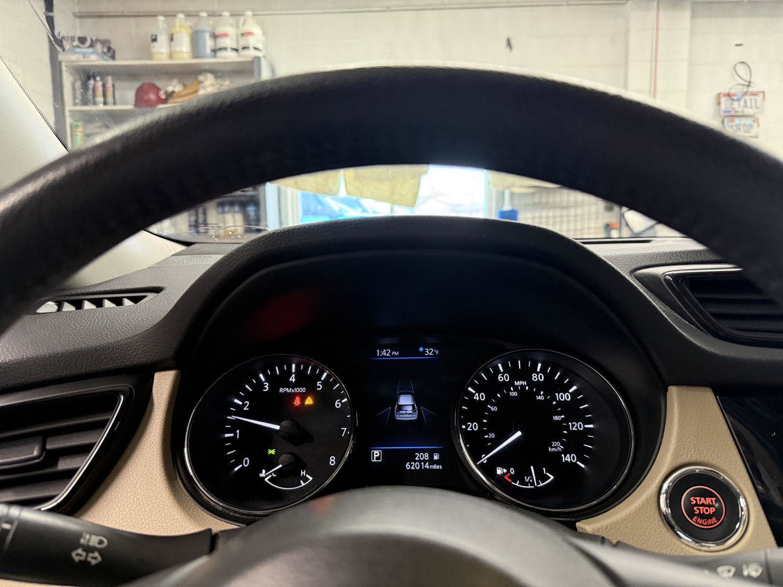 Used 2019 Nissan Rogue SV image 16