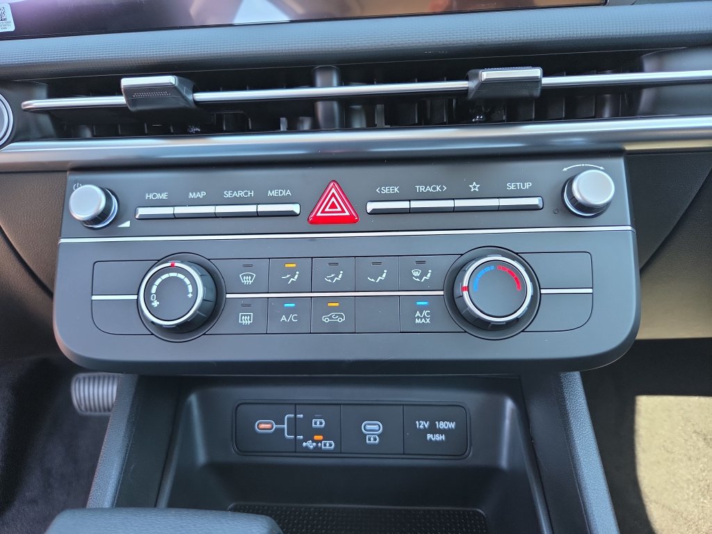 New 2026 Hyundai Tucson SE FWD image 25