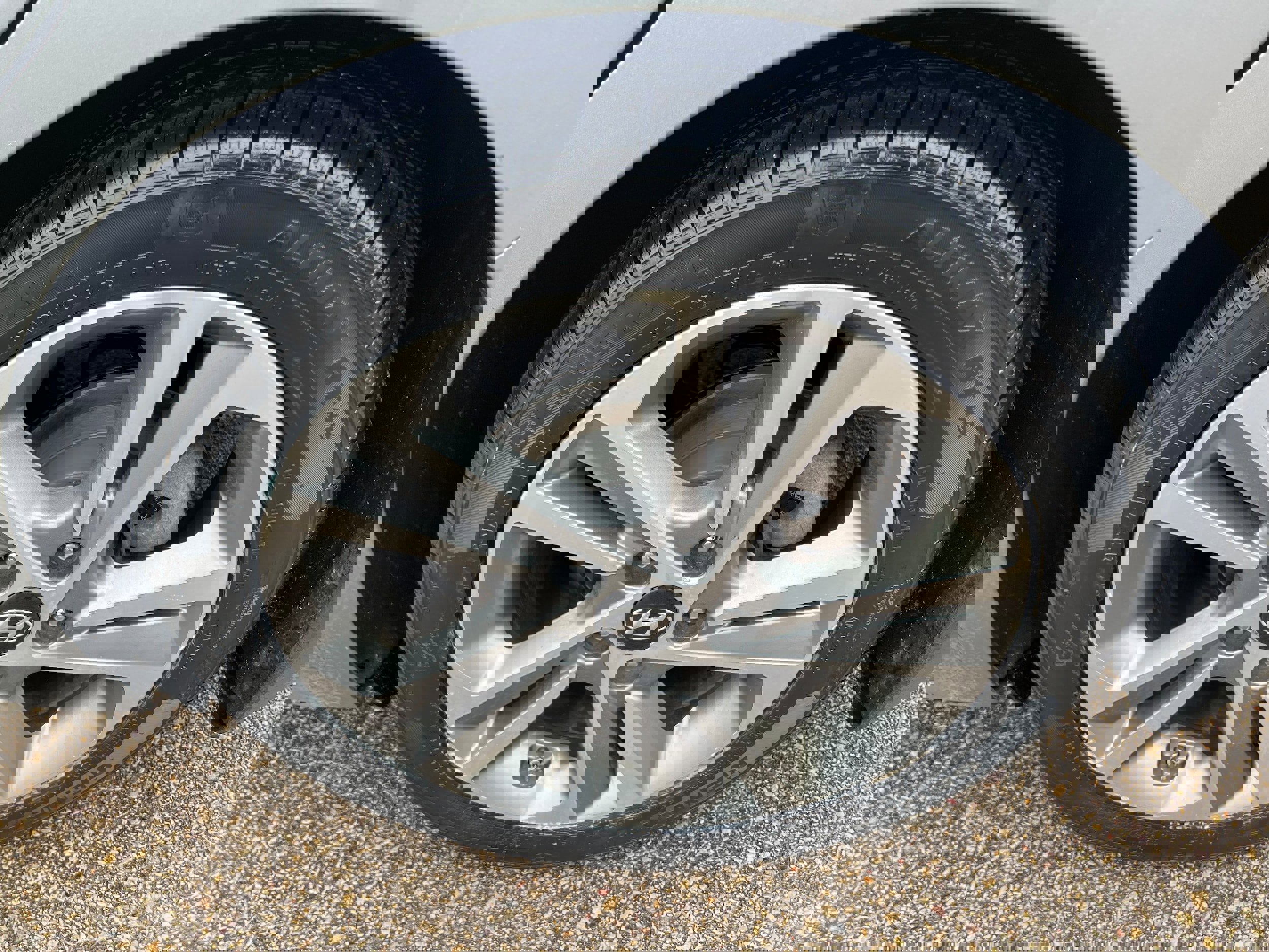 Used 2017 Hyundai Elantra Limited w/ Limited Ultimate Package 09 image 9