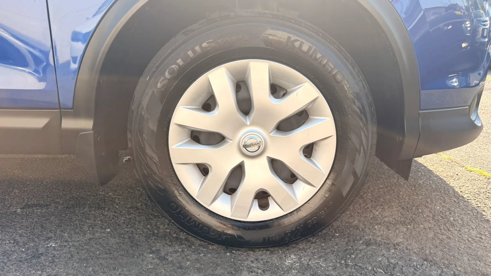 Used 2018 Nissan Rogue Sport S AWD/4WD image 26