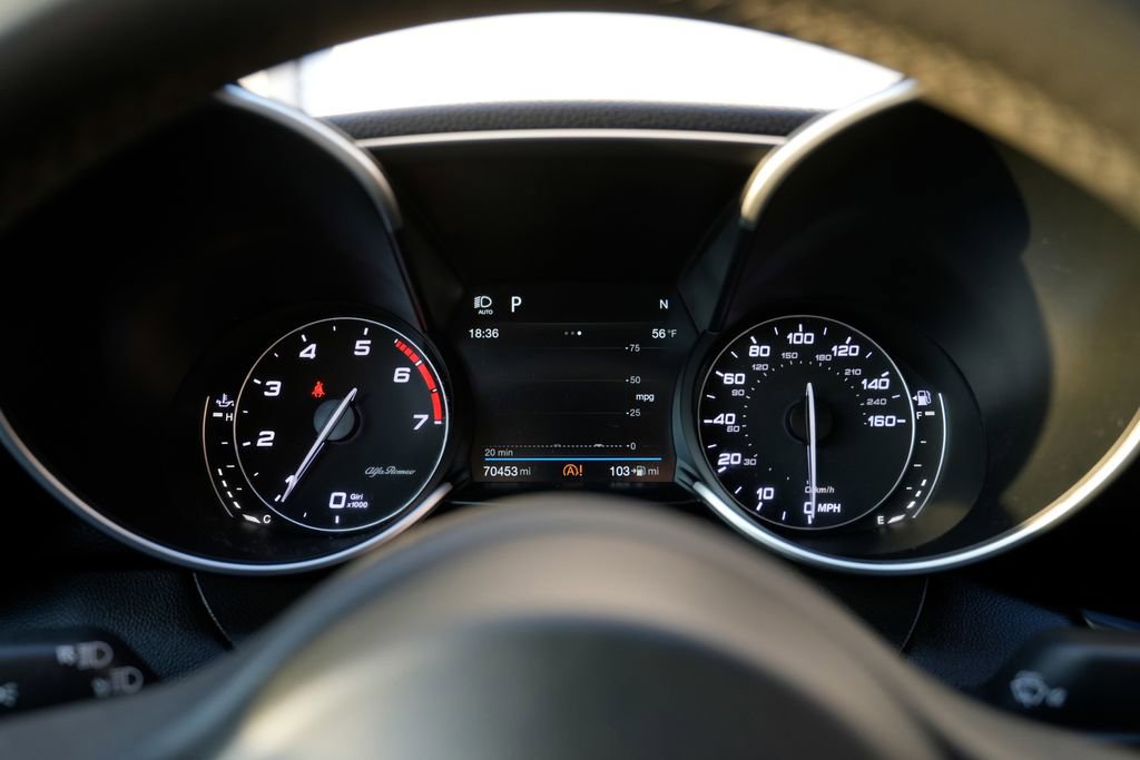 Used 2018 Alfa Romeo Giulia image 45