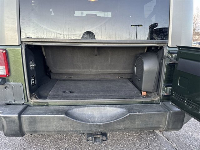 Used 2007 Jeep Wrangler Sahara w/ Dual Top Group image 19