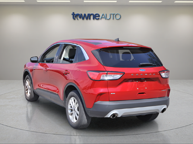 Used 2022 Ford Escape SE w/ Convenience Package AWD/4WD image 3