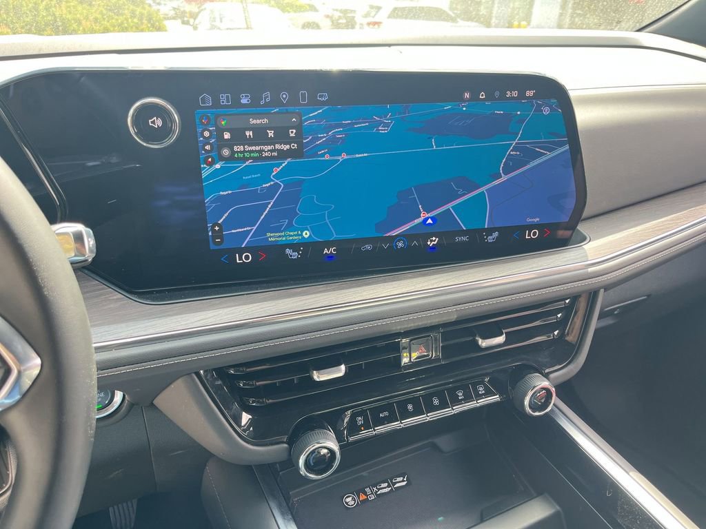 Used 2025 Chevrolet Tahoe Z71 AWD/4WD image 14