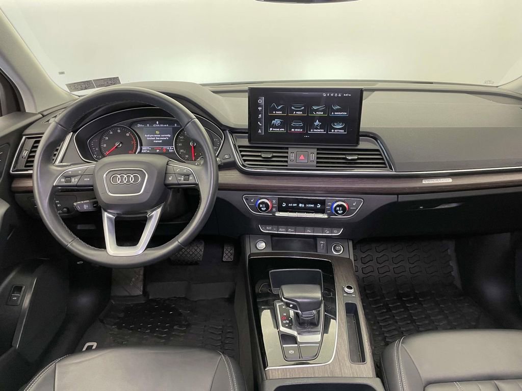 Certified 2023 Audi Q5 2.0T Premium w/ Convenience Package image 26