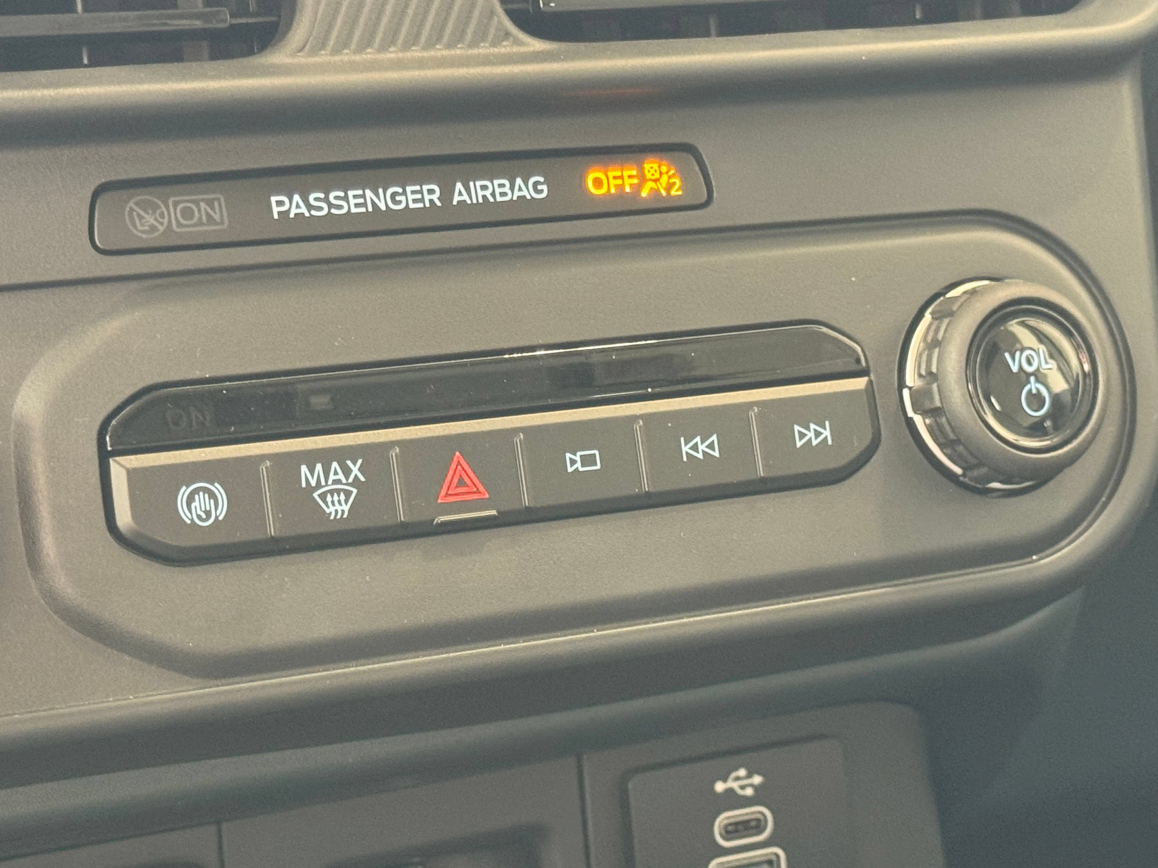 New 2025 Ford Maverick Lobo AWD/4WD image 60