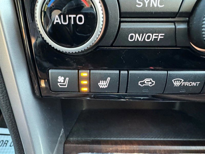 Used 2019 Subaru Ascent Touring image 23