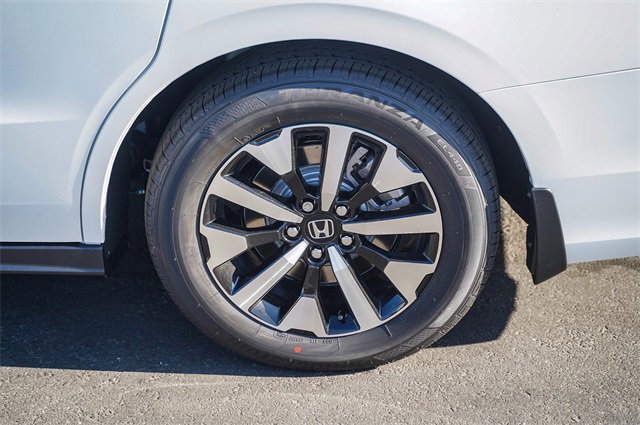 New 2026 Honda Odyssey EX-L image 9