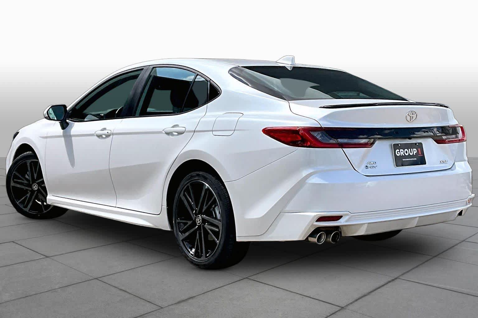 Used 2025 Toyota Camry XSE AWD/4WD image 12