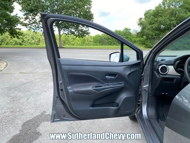 Used 2021 Nissan Versa SV FWD image 12
