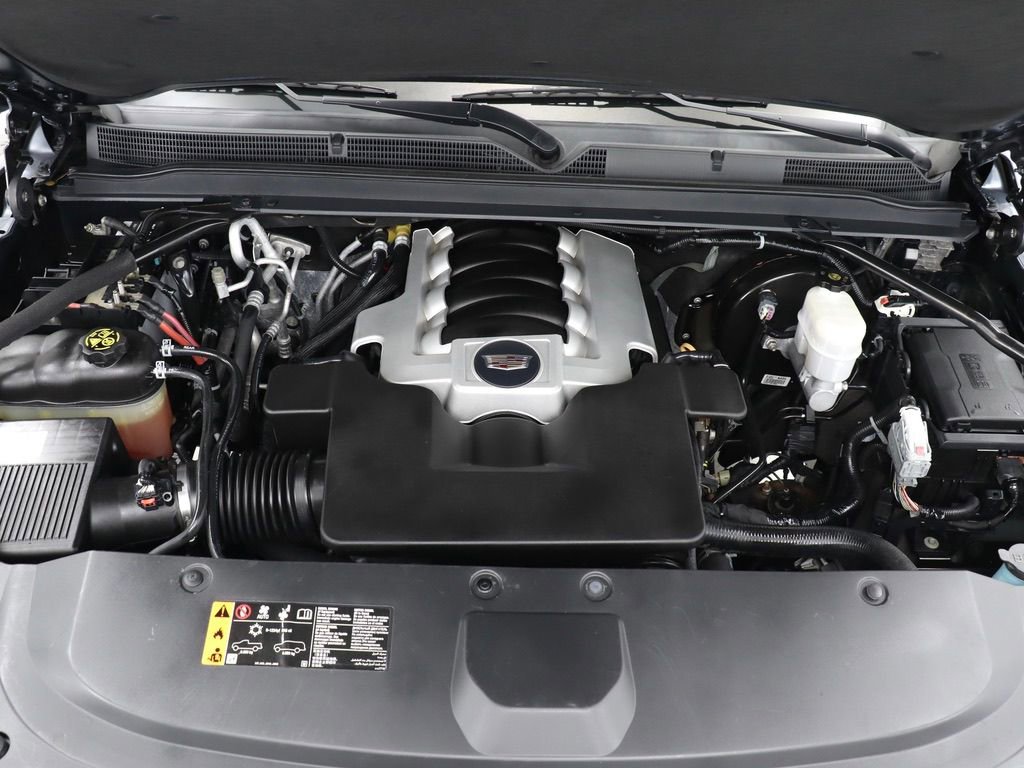 Used 2019 Cadillac Escalade Platinum image 9