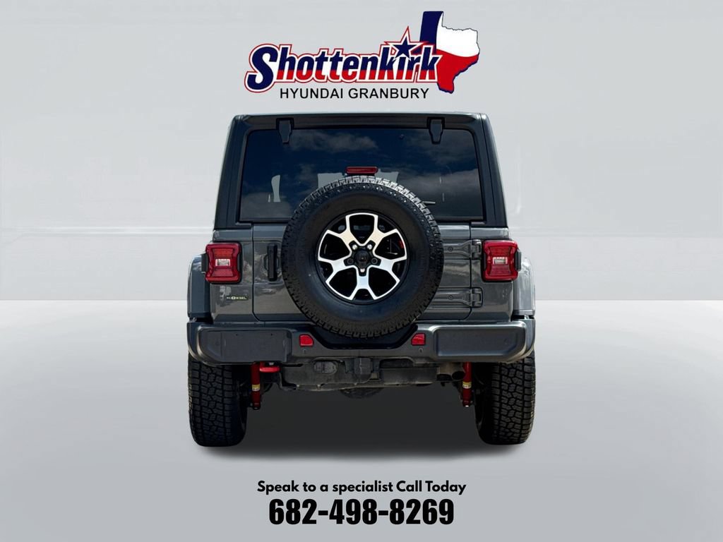 Used 2022 Jeep Wrangler Unlimited Rubicon w/ LED Lighting Group AWD/4WD image 7