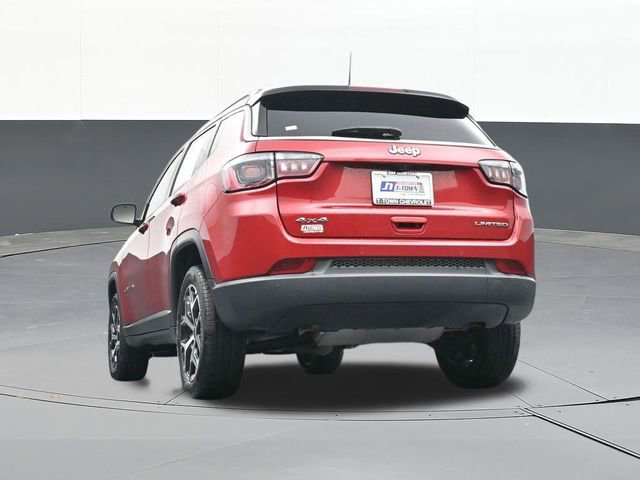 Used 2025 Jeep Compass Limited AWD/4WD image 47