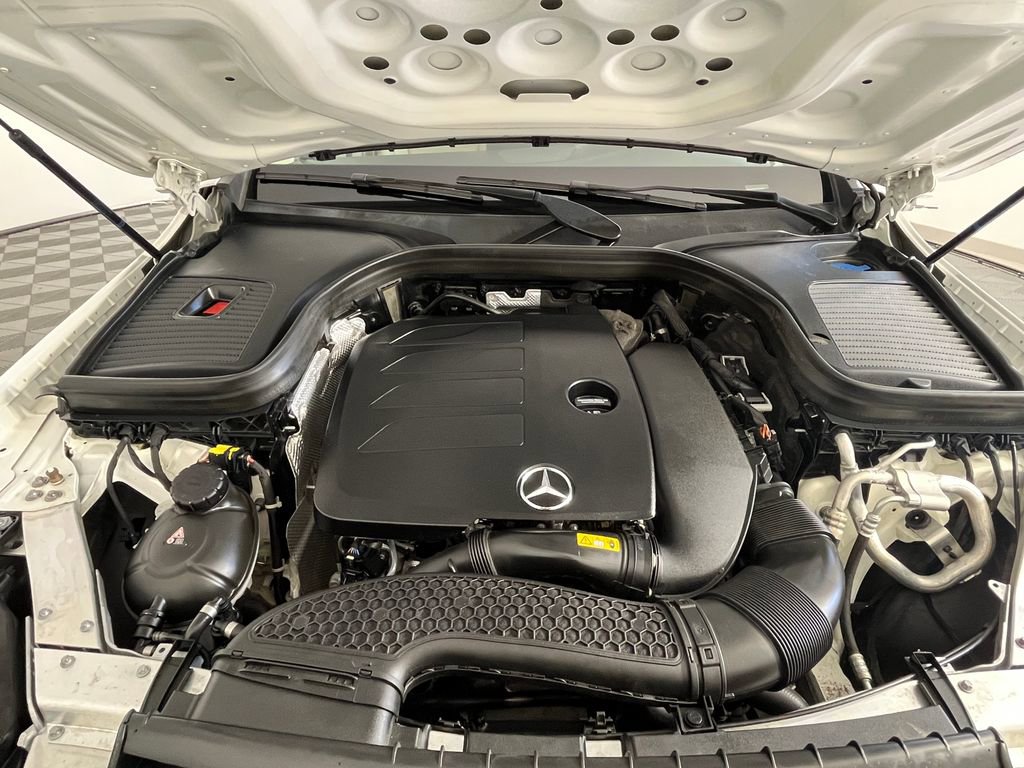 Used 2022 Mercedes-Benz GLC 300 image 13