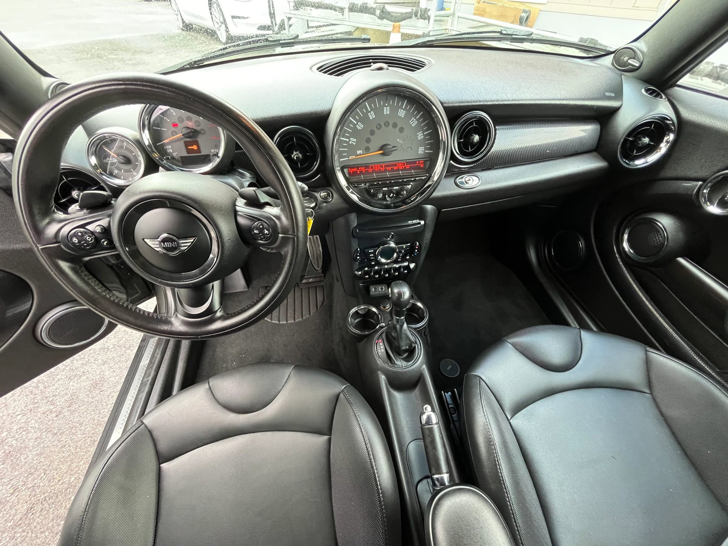 Used 2015 MINI Cooper S image 9