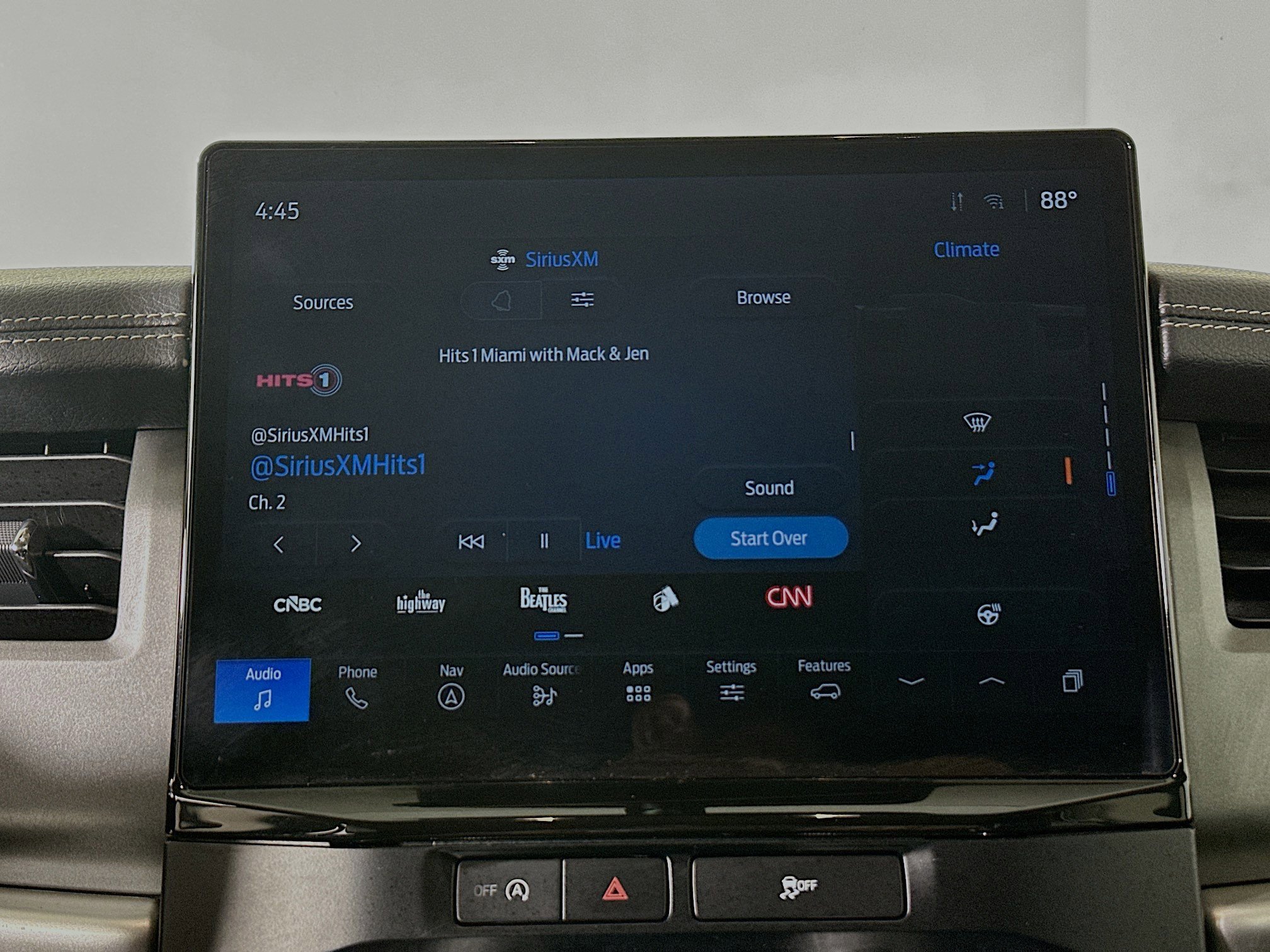 Used 2024 Ford Expedition Max XLT image 24