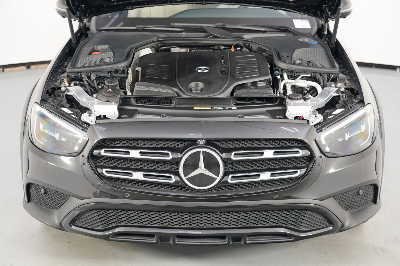 Used 2022 Mercedes-Benz E 450 4MATIC All-Terrain Wagon w/ Driver Assistance Package image 9