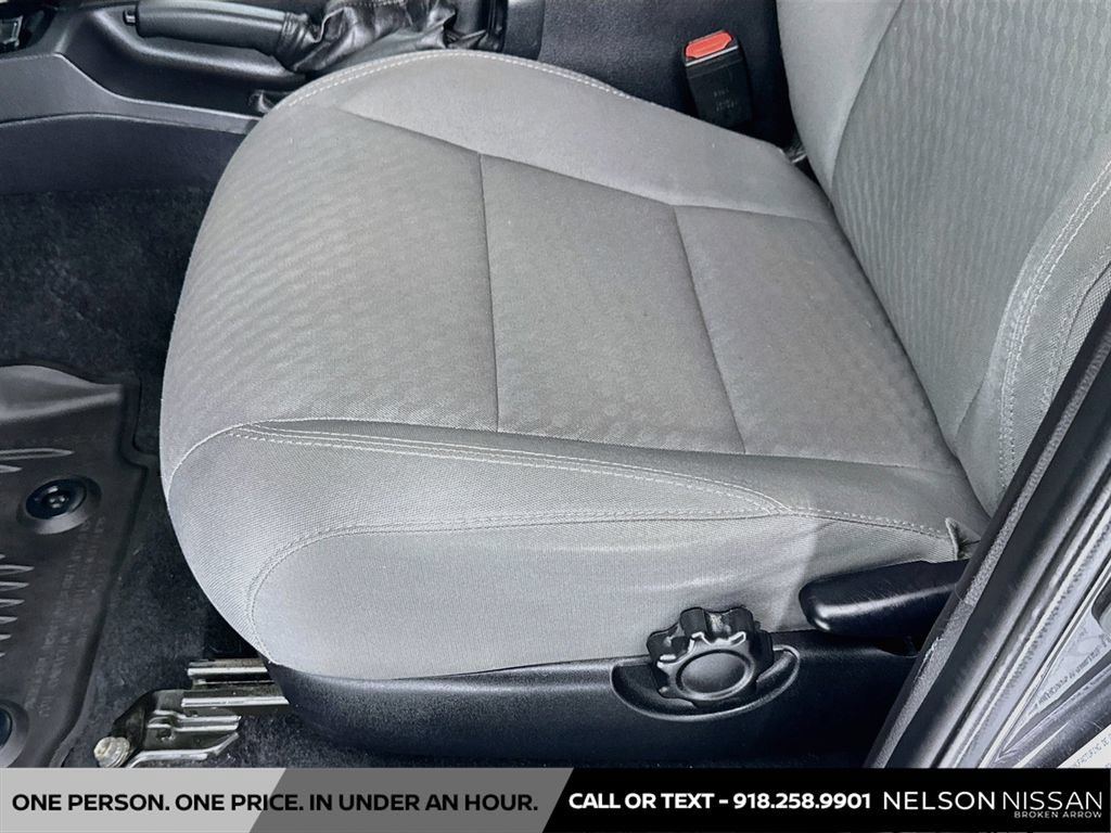 Used 2020 Toyota Tacoma SR RWD image 18