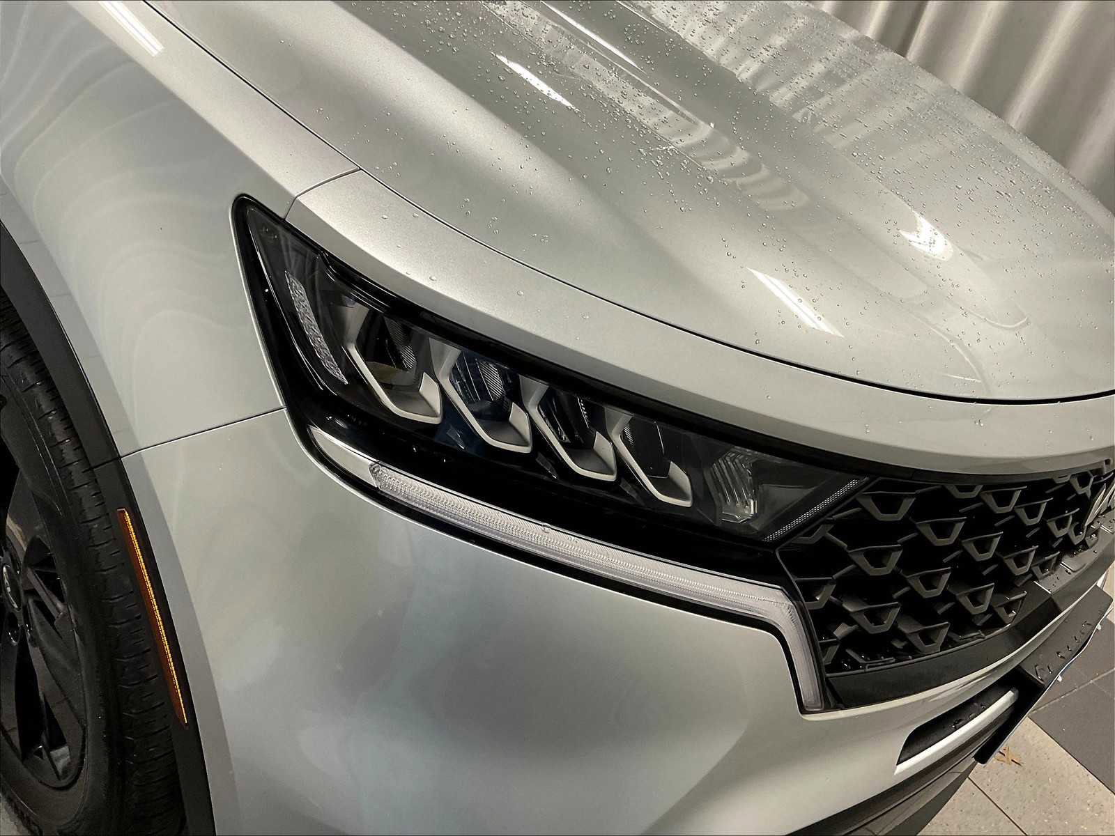 Used 2022 Kia Sorento S image 32