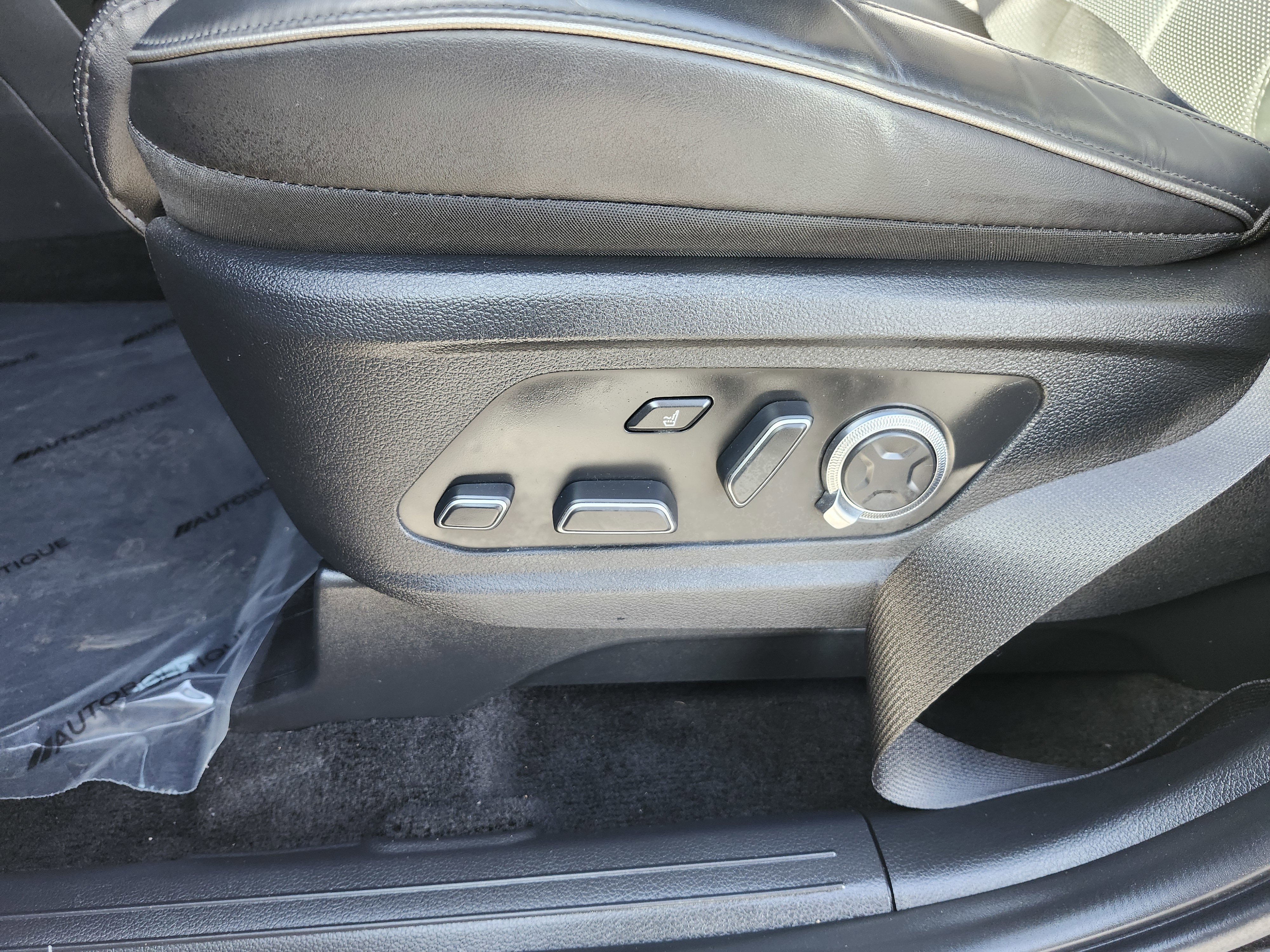 Used 2024 Hyundai Palisade Calligraphy image 29