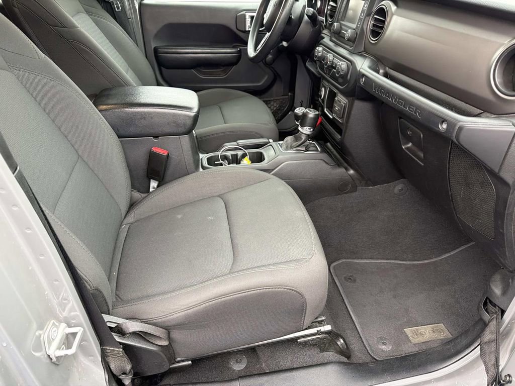 Used 2021 Jeep Wrangler Unlimited Sport image 24