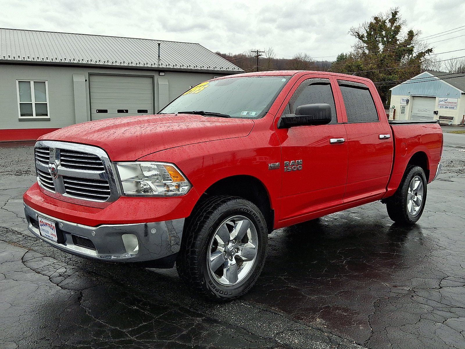Used 2017 RAM 1500 Big Horn AWD/4WD image 3