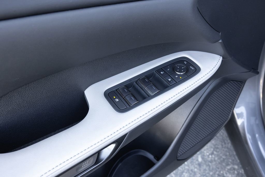 Used 2023 Lexus RX 350 w/ Cold Area Package image 9