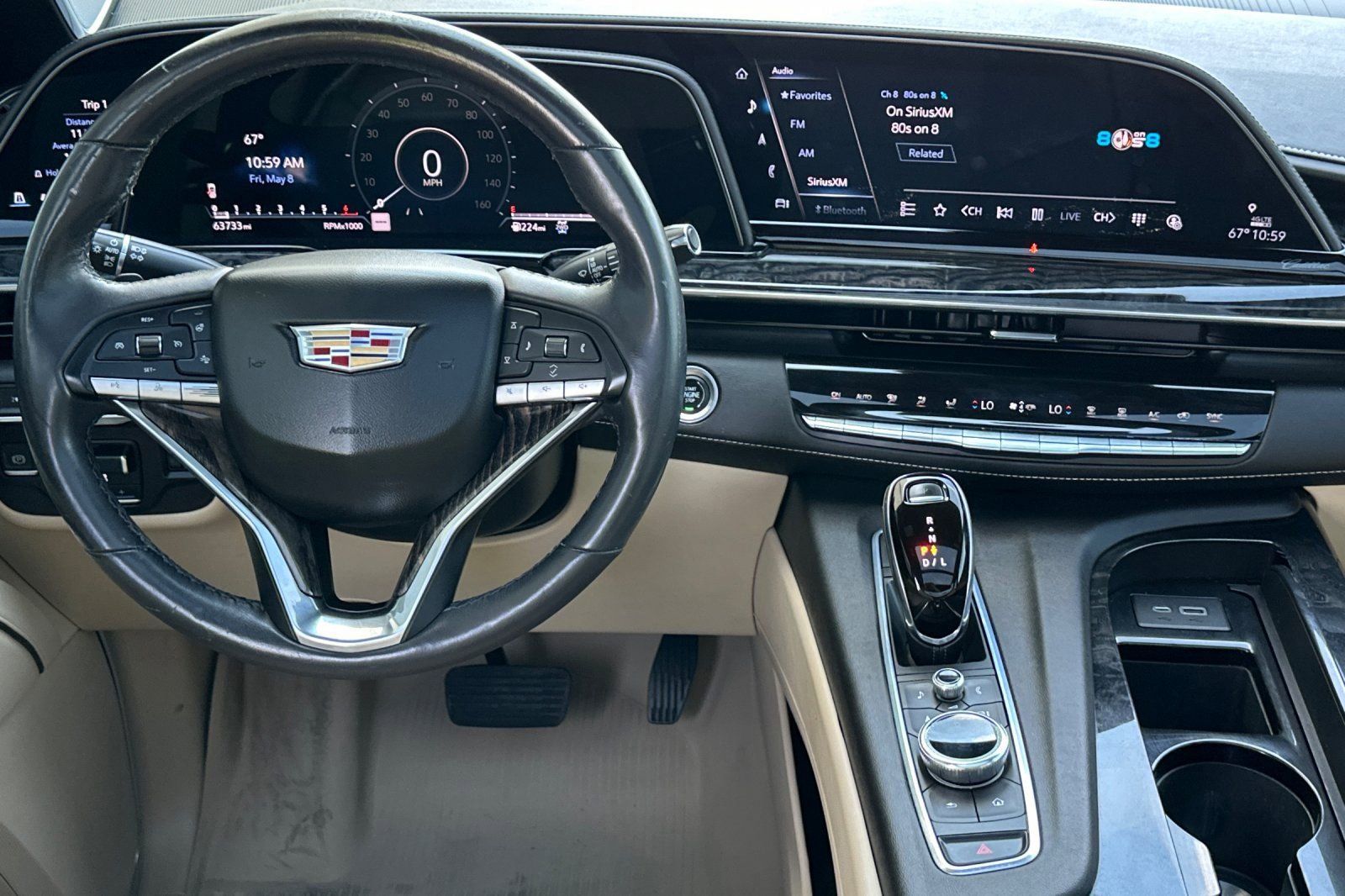 Certified 2021 Cadillac Escalade ESV Premium Luxury w/ Driver Assist Tech Package AWD/4WD image 17
