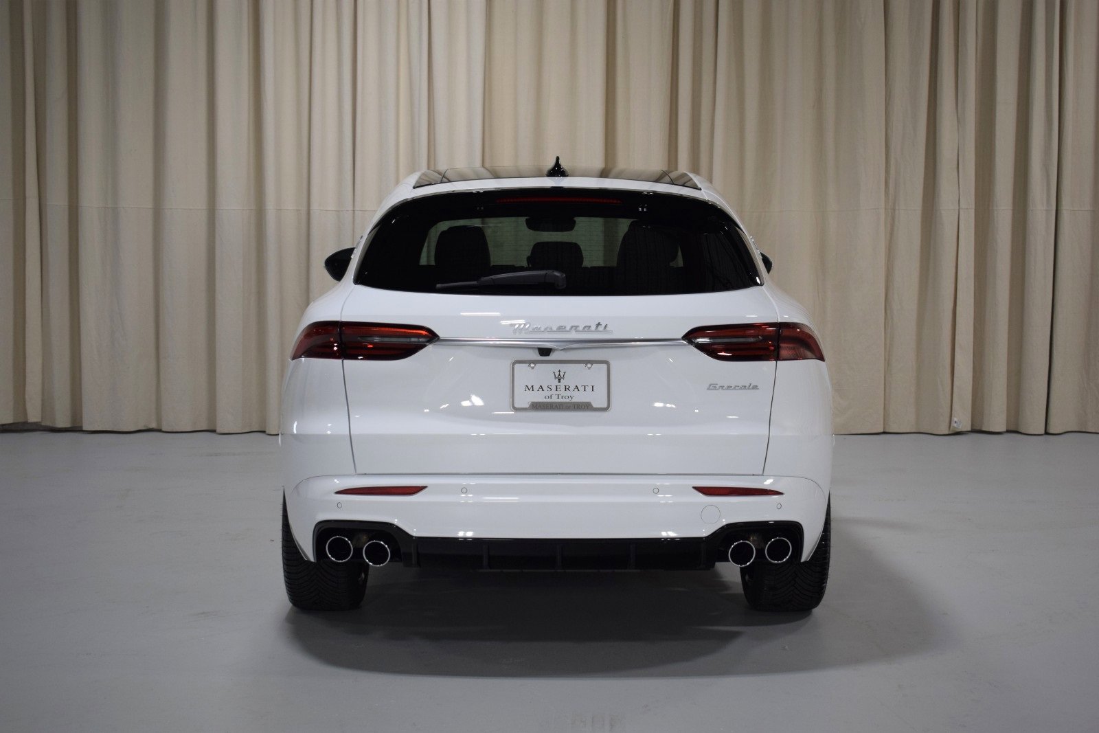 New 2024 Maserati Grecale GT image 13