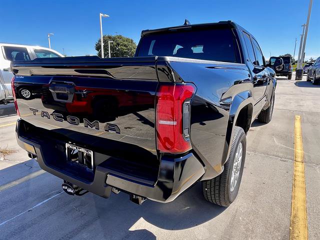 Used 2026 Toyota Tacoma SR5 RWD image 3