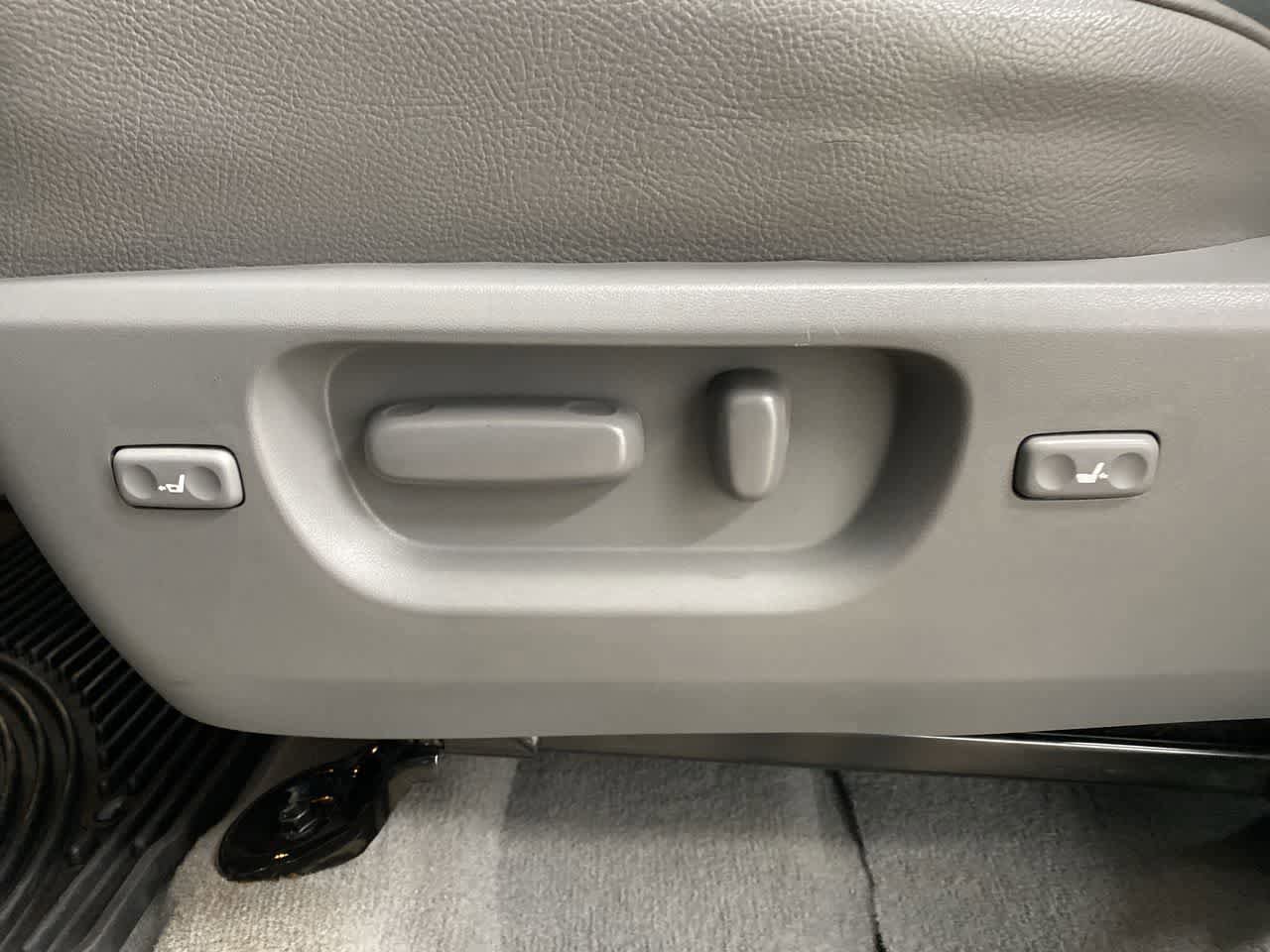 Used 2007 Toyota Tundra Limited AWD/4WD image 14