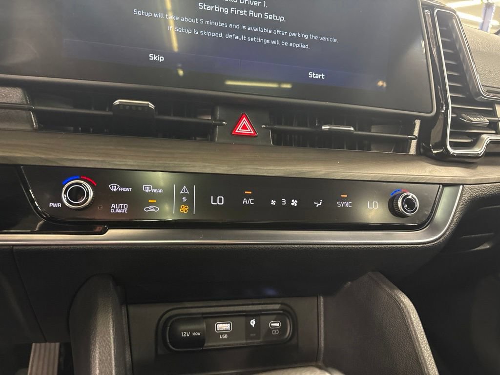 Certified 2025 Kia Sportage X-Line w/ Premium Package AWD/4WD image 22
