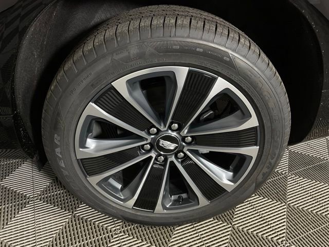 New 2026 Cadillac Vistiq Sport w/ LPO, Floor Liner Package image 39