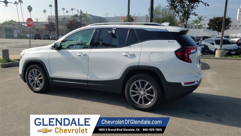 Used 2022 GMC Terrain SLT image 5